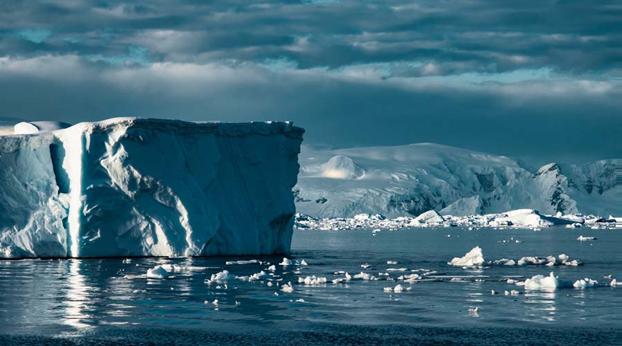 Bajo el hielo antártico, algo está enviando mensajes que los científicos no logran explicar