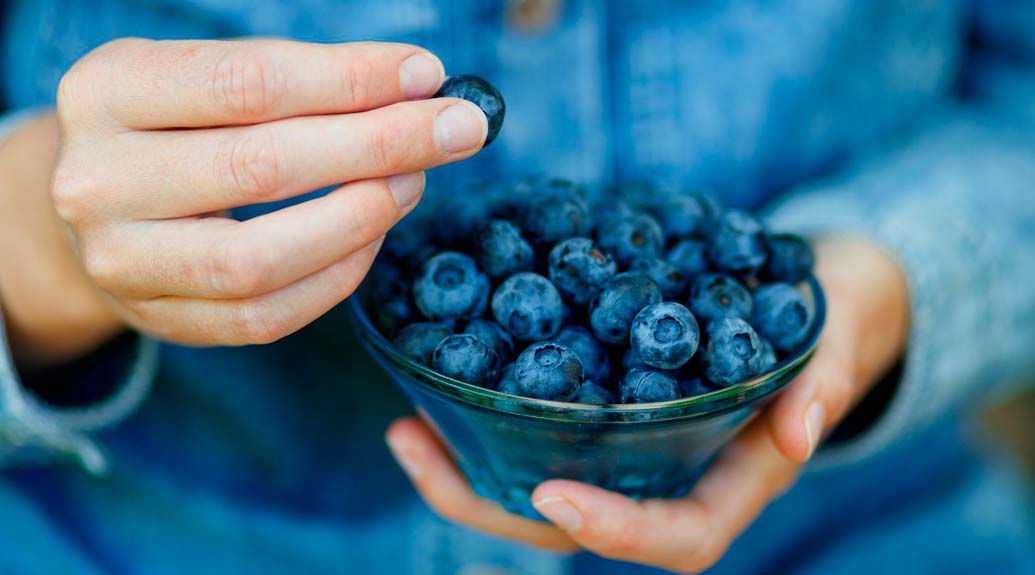 Why doctors are ditching dementia drugs for this $25 blueberry trick